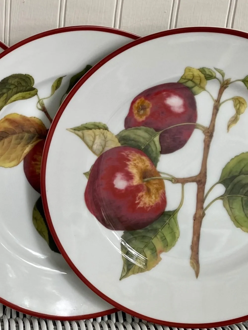Williams-Sonoma Ceramic Plates. Fruit Designs on Salad, Fruit, Dessert Dishes